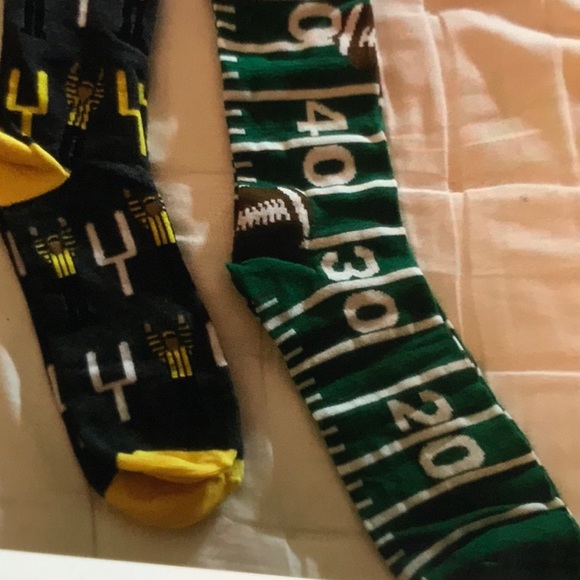 Brand New! 4 pairs of Football theme socks by HYP - Picture 2 of 4